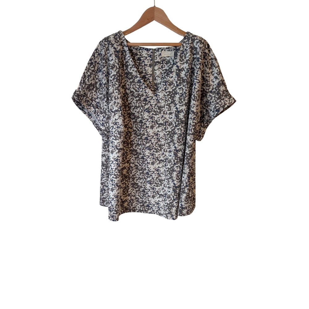 Melloday Womens 3X Gray Blue Abstract Floral Zip V-Neck Blouse CET204611-TP